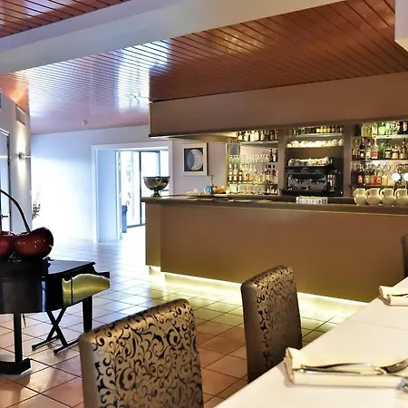 Le Domaine Des Oliviers Отель